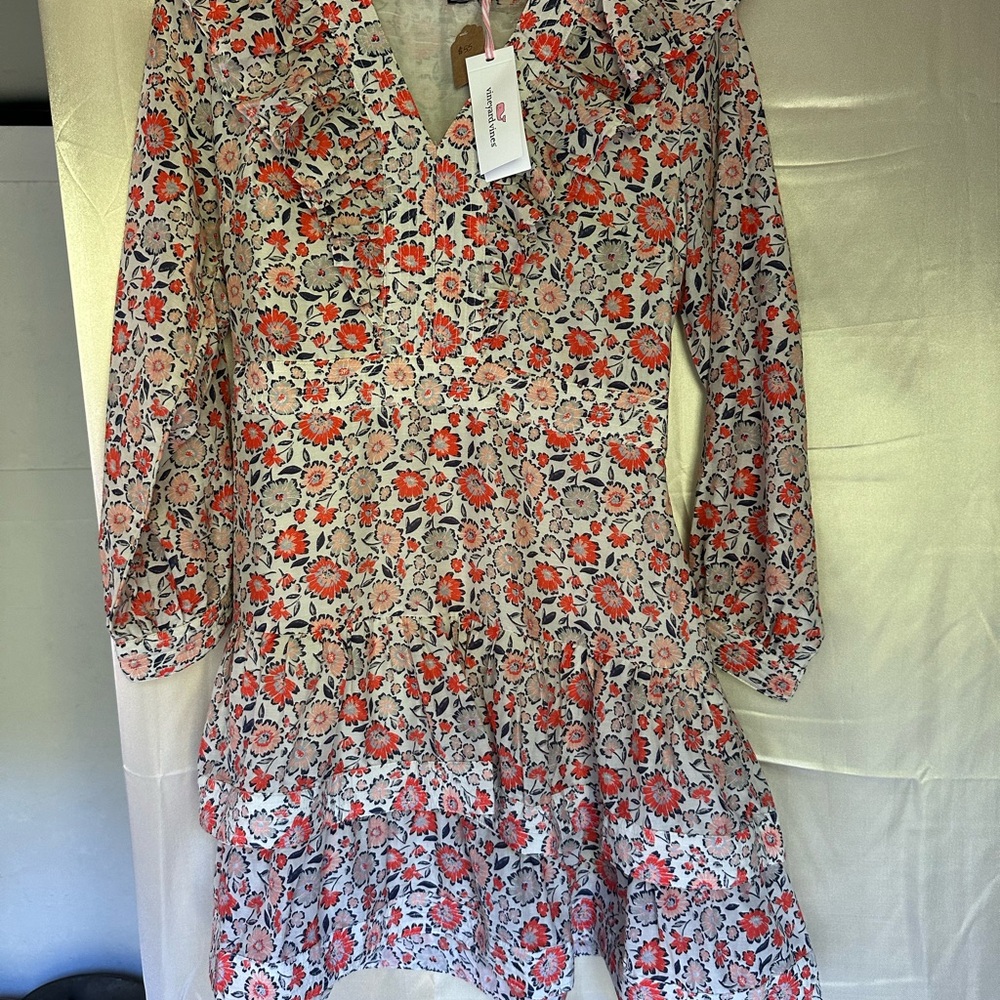 Vineyard Vines Ivy Ruffle Dress in Red and White Floral